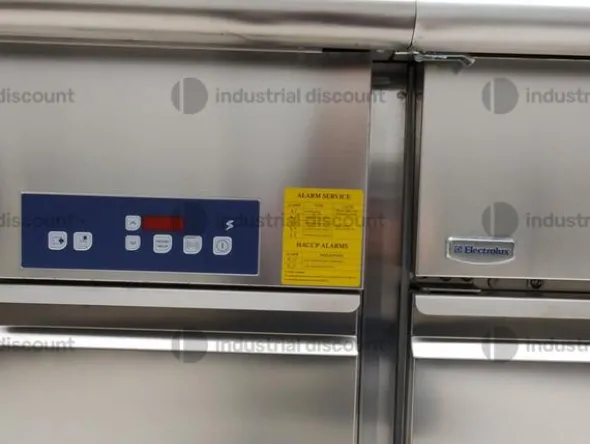 6#9480 Arredi e attrezzature mensa