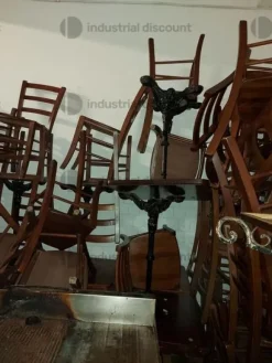 1#8987 Arredi e attrezzature per ristorazione