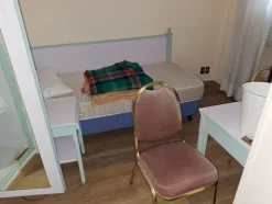 2#8574 Arredi e attrezzature per ristorazione e hotel