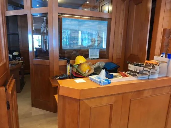 2#8574 Arredi e attrezzature per ristorazione e hotel