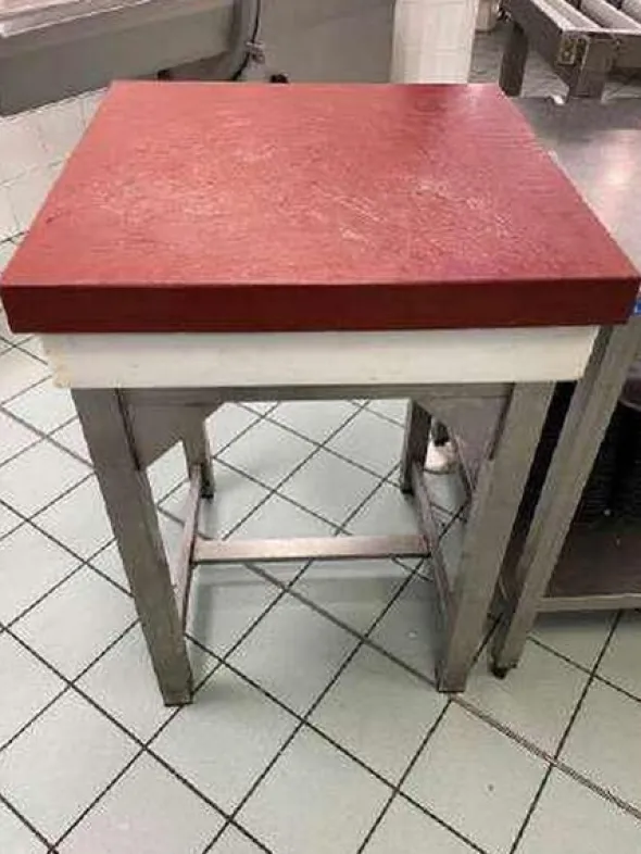6#7940 Arredi e attrezzature reparto macelleria