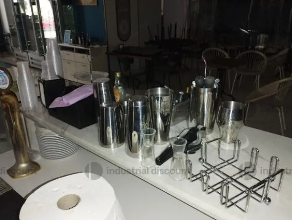 1#8919 Arredi ed accessori da bar