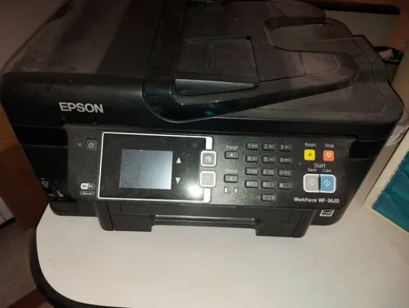 1#8426 Arredi ed apparecchiature elettroniche da ufficio