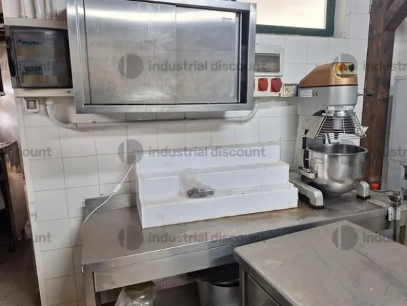 1#10023 Arredi ed attrezzature da cucina