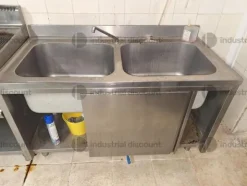 1#10023 Arredi ed attrezzature da cucina
