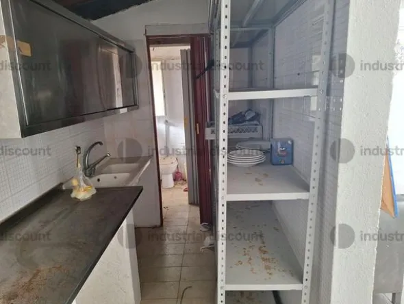 1#10023 Arredi ed attrezzature da cucina