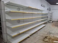 6#10023 Arredi ed attrezzature da supermercato