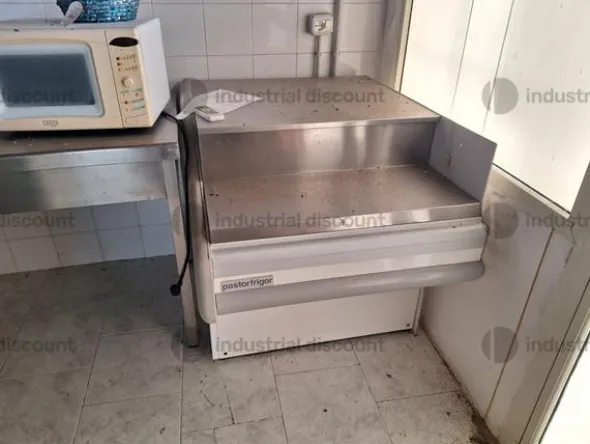 6#10023 Arredi ed attrezzature da supermercato