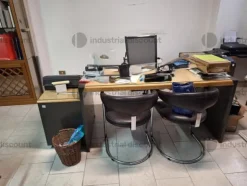 8#9105 Arredi ed attrezzature per ufficio
