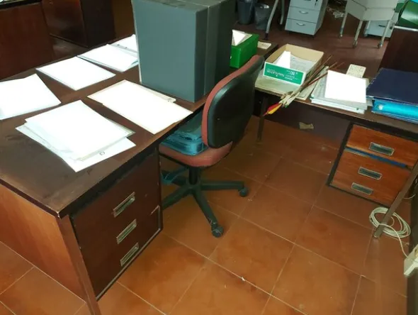 1#8116 Arredi e macchine elettroniche da ufficio