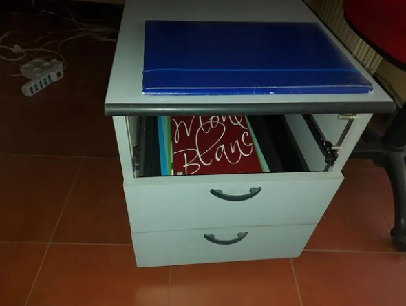 1#8116 Arredi e macchine elettroniche da ufficio