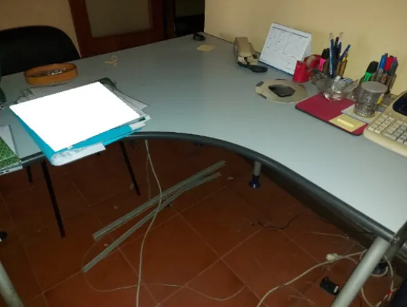 1#8116 Arredi e macchine elettroniche da ufficio