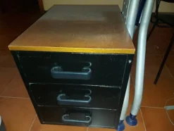1#8116 Arredi e macchine elettroniche da ufficio