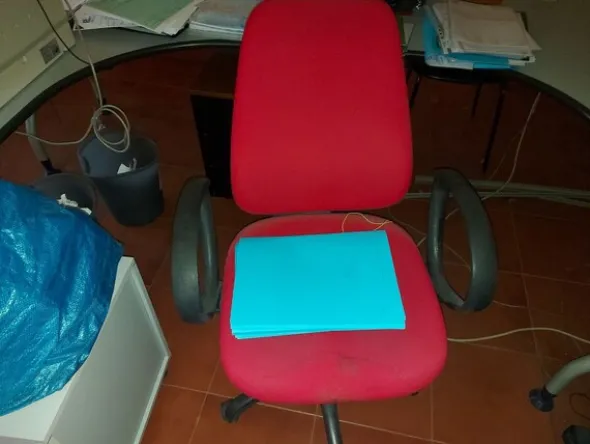 1#8116 Arredi e macchine elettroniche da ufficio