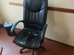 1#8116 Arredi e macchine elettroniche da ufficio