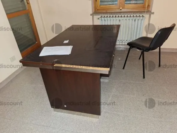 15#9286 Arredi e macchine elettroniche da ufficio.