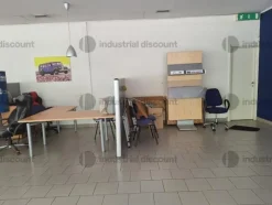 2#9630 Arredi ufficio per autosalone