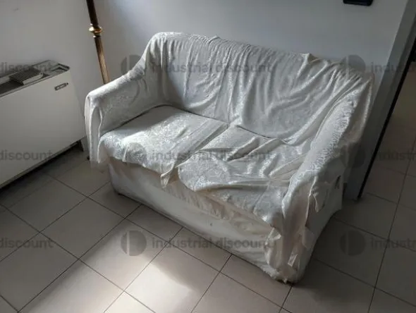 1#8823 Arredo attrezzature d'ufficio e scaffalature da negozio