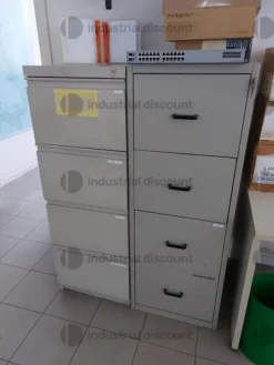 1#8823 Arredo attrezzature d'ufficio e scaffalature da negozio