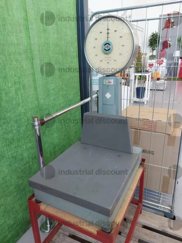 1#8823 Arredo attrezzature d'ufficio e scaffalature da negozio