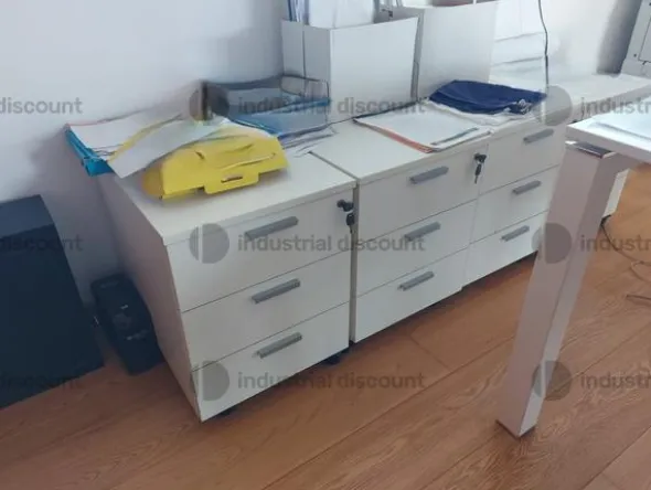 1#10107 Arredo da ufficio ed attrezzature elettroniche d'ufficio