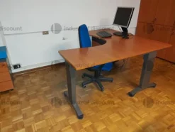1#10107 Arredo da ufficio ed attrezzature elettroniche d'ufficio
