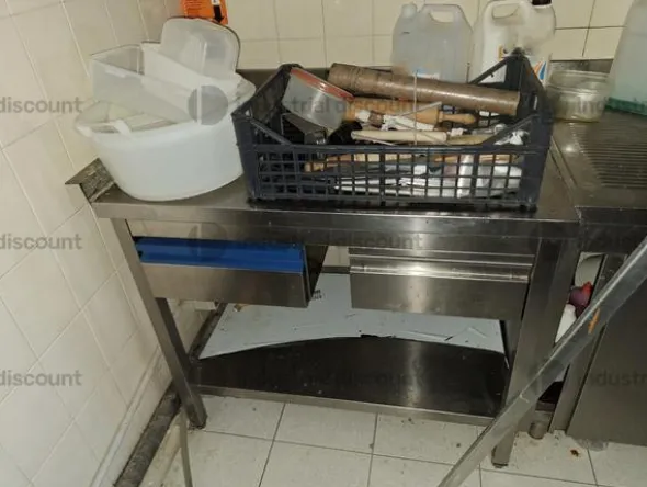 2#10168 Arredo e attrezzatura ristorante