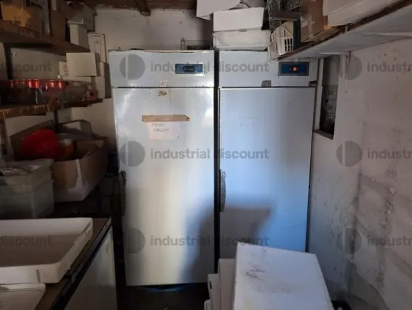 2#10168 Arredo e attrezzatura ristorante