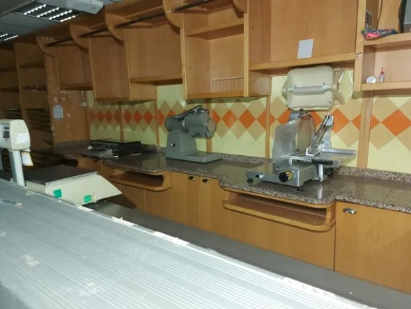 12#7897 Arredo e attrezzature da supermercato
