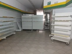 12#7897 Arredo e attrezzature da supermercato