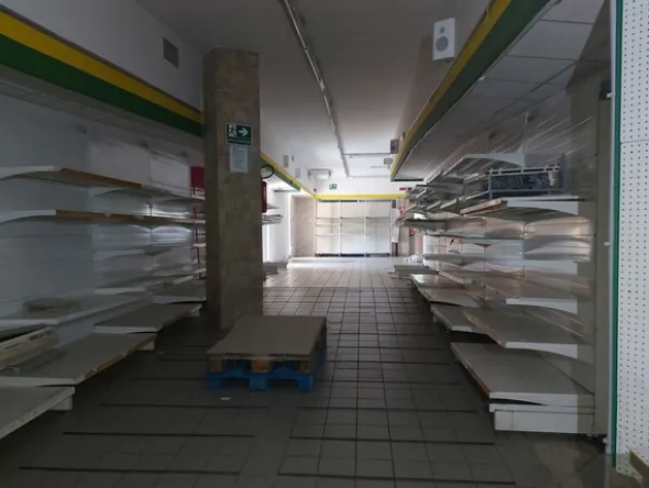 12#7897 Arredo e attrezzature da supermercato