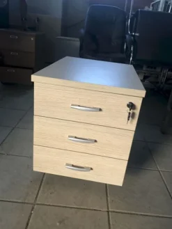 3#79980 Arredo e materiale da ufficio serbatoi cisterne e compressore Abac
