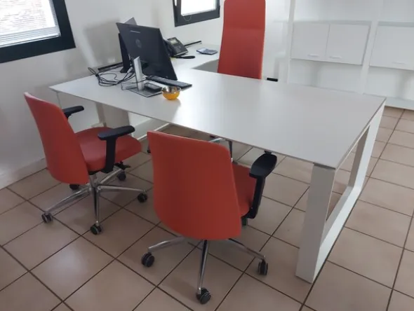 1#8354 Arredo e mobili da ufficio
