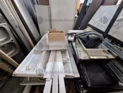 1#8873 Arredo negozio abbigliamento