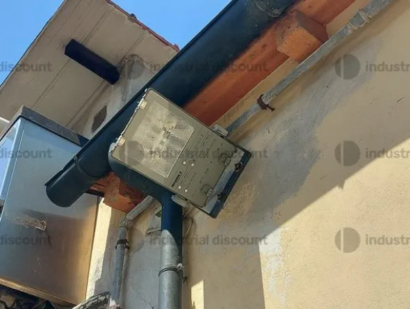 1#9898 Arredo uffici, apparecchiature elettroniche e impianti