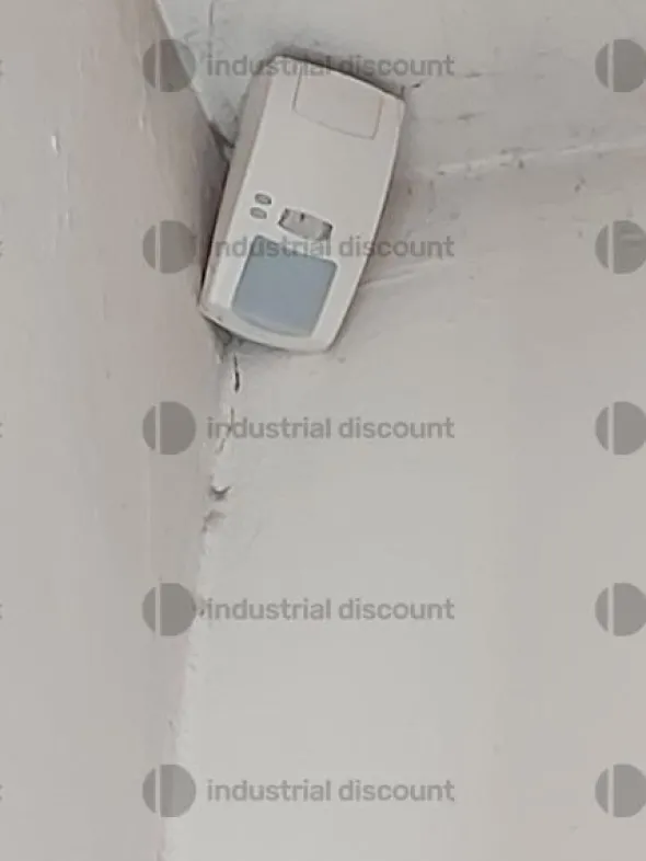 1#9898 Arredo uffici, apparecchiature elettroniche e impianti