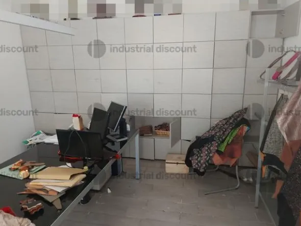 1#9898 Arredo uffici, apparecchiature elettroniche e impianti