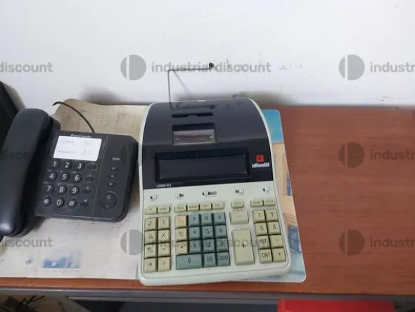 1#8801 Arredo uffici e Box e impianto telefonico
