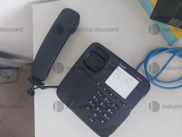 1#8801 Arredo uffici e Box e impianto telefonico