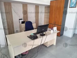 17#10037 Arredo ufficio