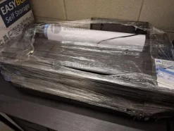 1#9175 Asta di arredo ufficio e attrezzatura edile