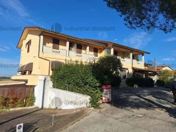 1#8900 Attività di Albergo 3* con Ristorante e Tabaccheria