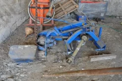 2#7012 Attrezzatura agricola