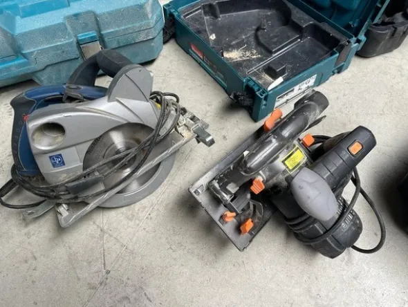 4#8098 Attrezzatura da cantiere edile
