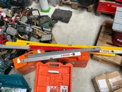 4#8098 Attrezzatura da cantiere edile