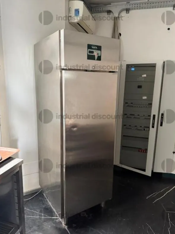 2#9447 Attrezzatura da cucina professionale