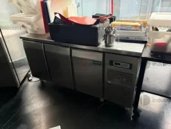 2#9447 Attrezzatura da cucina professionale