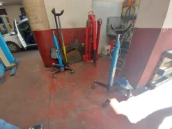1#6762 Attrezzatura da officina e ufficio