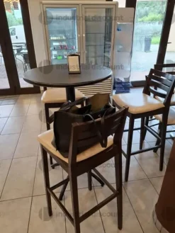1#9937 Attrezzatura e arredi per bar