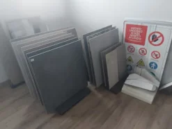 1#8353 Attrezzatura edile e mobili da ufficio